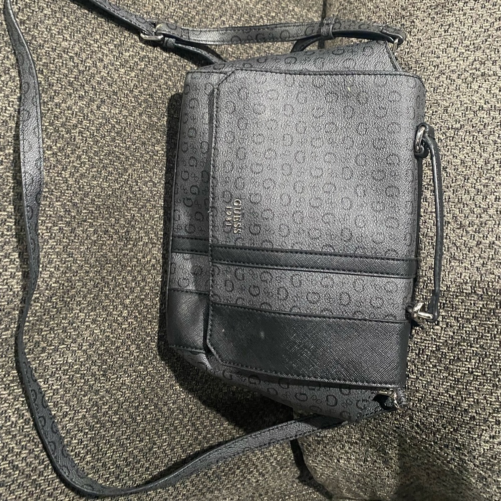 Guess cross body bag